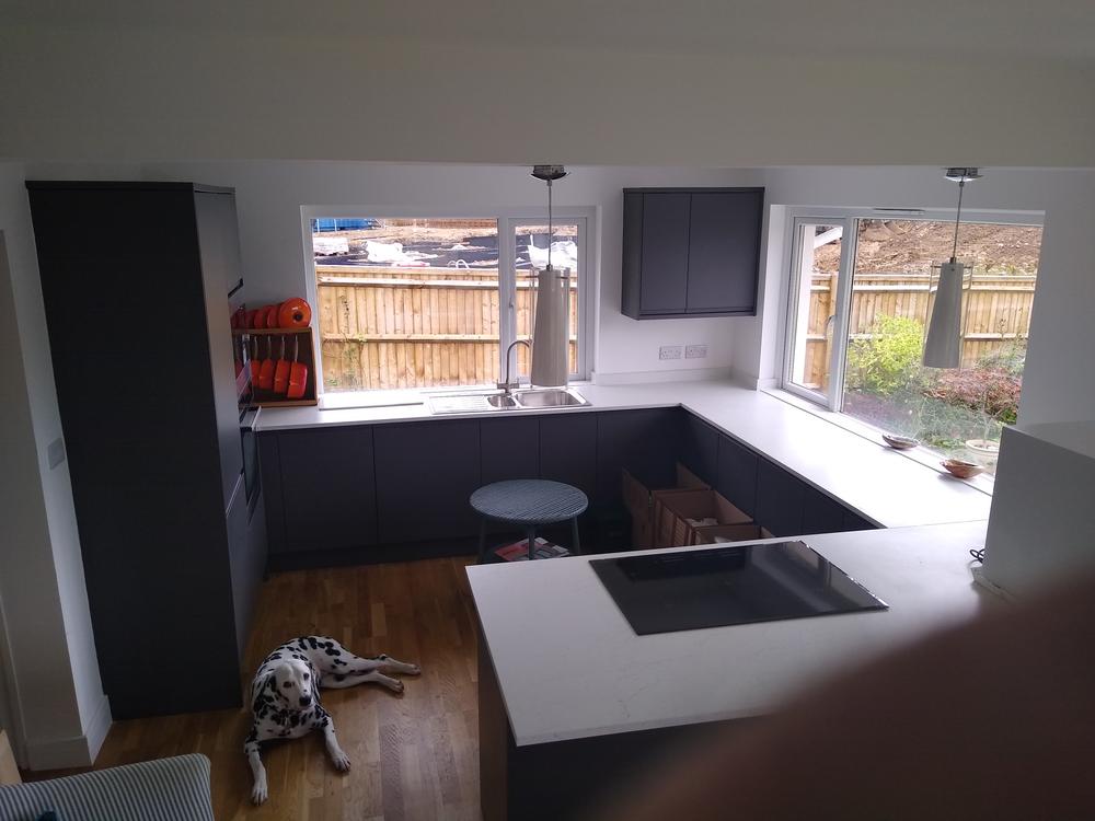 Brand New and Used Howdens kitchen, Located in Romsey, Hampshire 